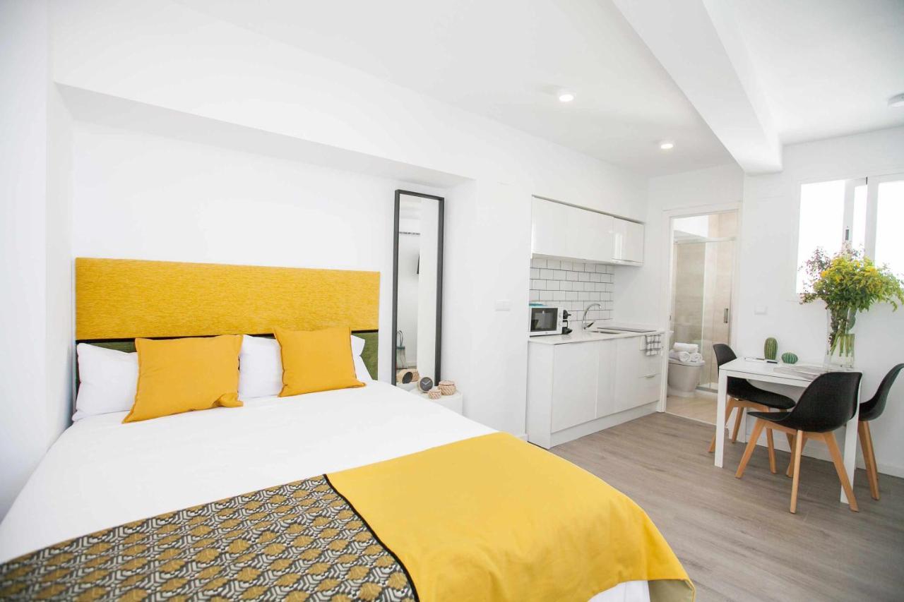 Isg Apartments Adolfo Cuellar 401 セビリア エクステリア 写真